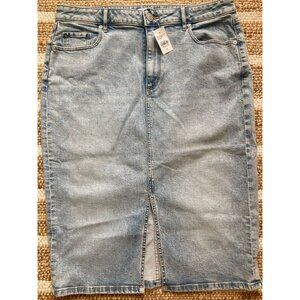 NWT LOFT Denim Midi Skirt Size 14 Light Denim Wash